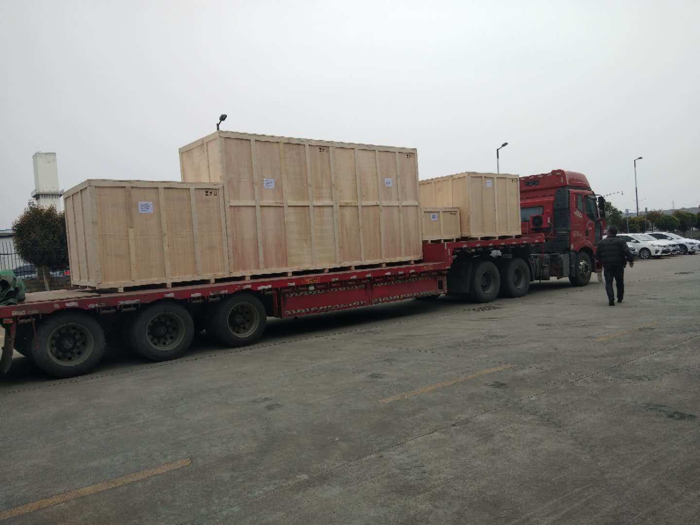 大型设备木箱包装运输